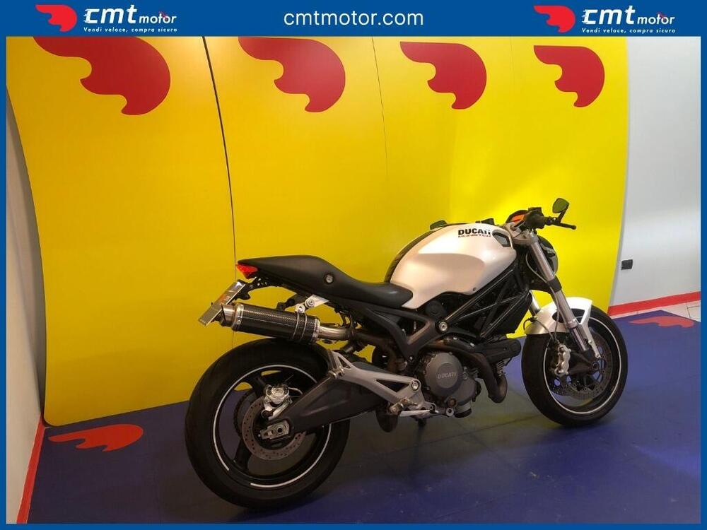 Ducati Monster 696 (2008 - 13) (9)