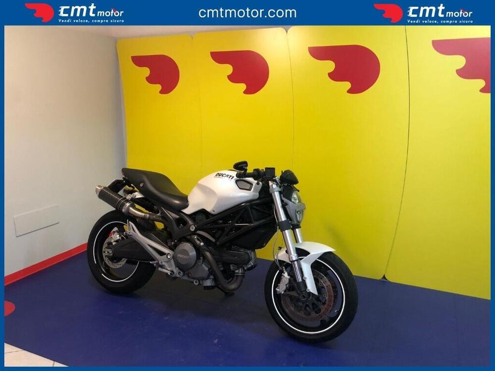 Ducati Monster 696 (2008 - 13) (11)