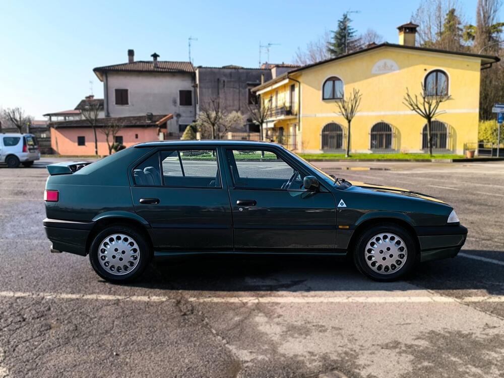 Alfa Romeo 33 1.7i allestimento QV d'epoca a Brescia (12)