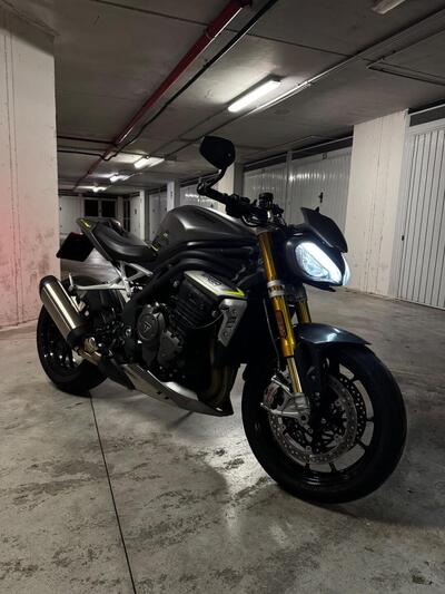 Triumph Speed Triple 1200 RS (2021 - 24) usata
