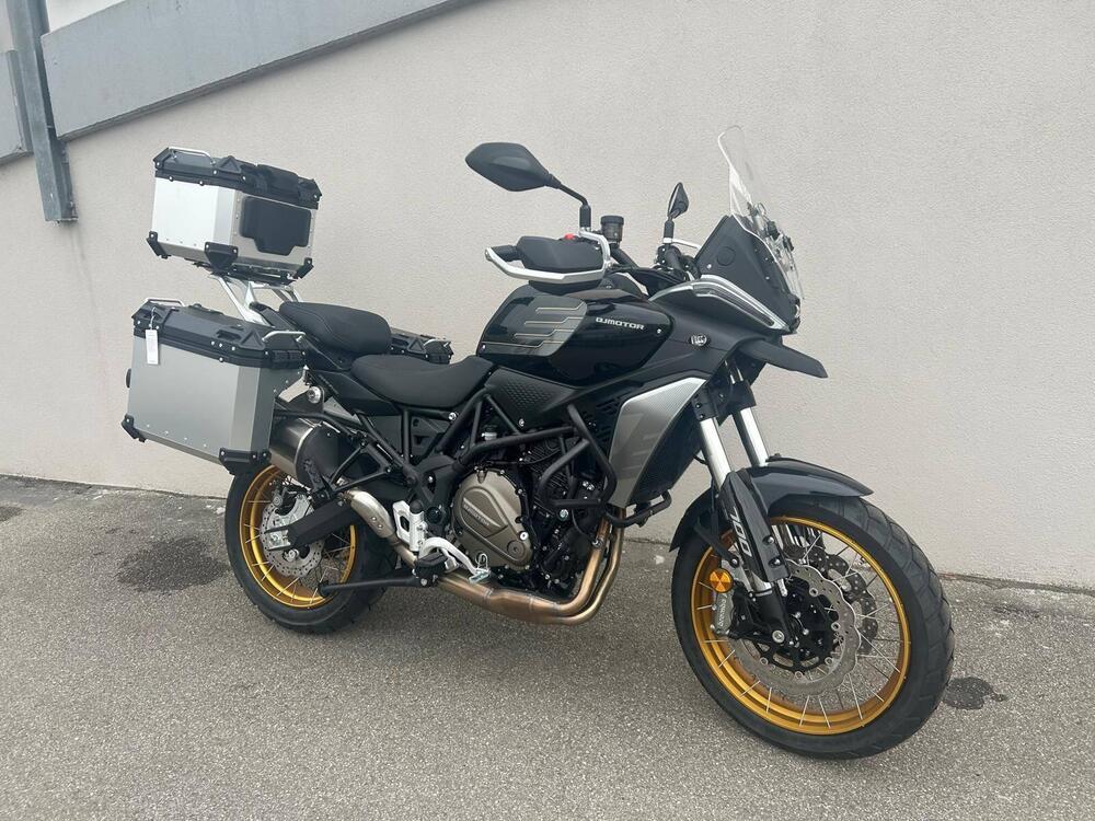 QJ Motor SRT 700 X (2024 - 25)