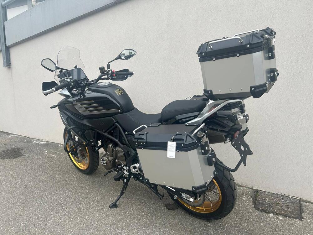 QJ Motor SRT 700 X (2024 - 25) (7)