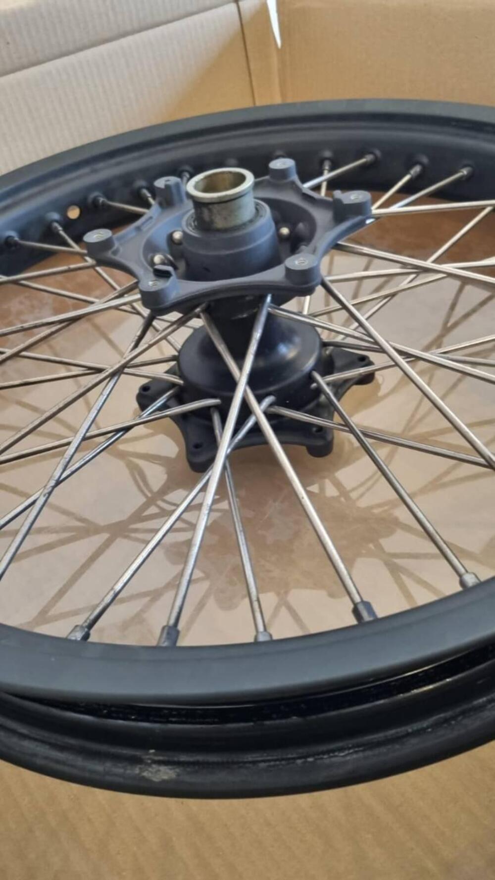 Ruota anteriore 2,5" x 21" KTM 890 Adventure ADV (4)