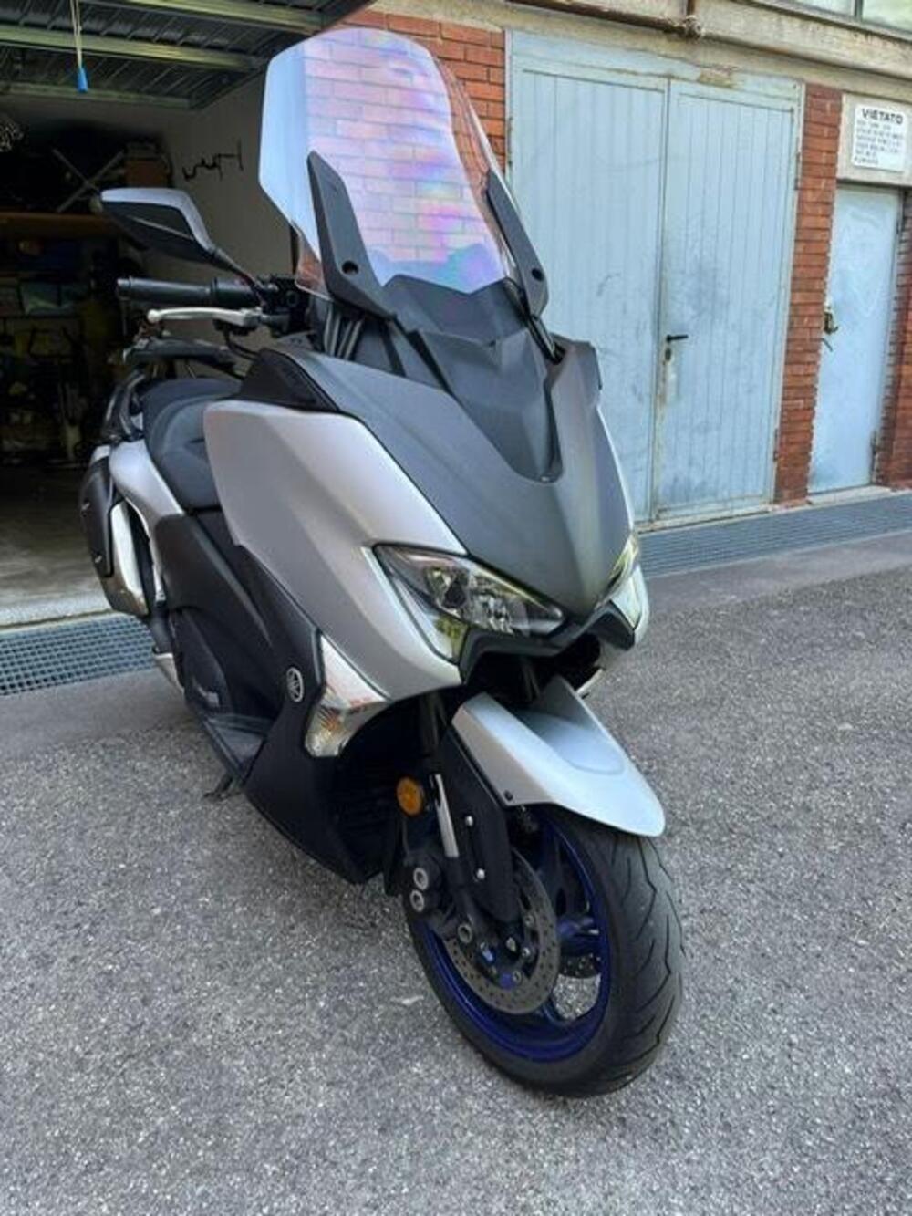Yamaha T-Max 530 SX (2017 - 19) (2)