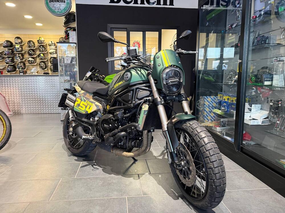 Benelli Leoncino 800 Trail (2022 - 26) (2)