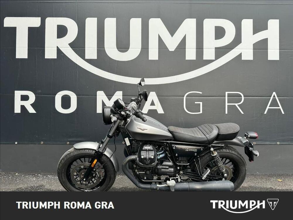 Moto Guzzi V9 Bobber (2018 - 20) (2)