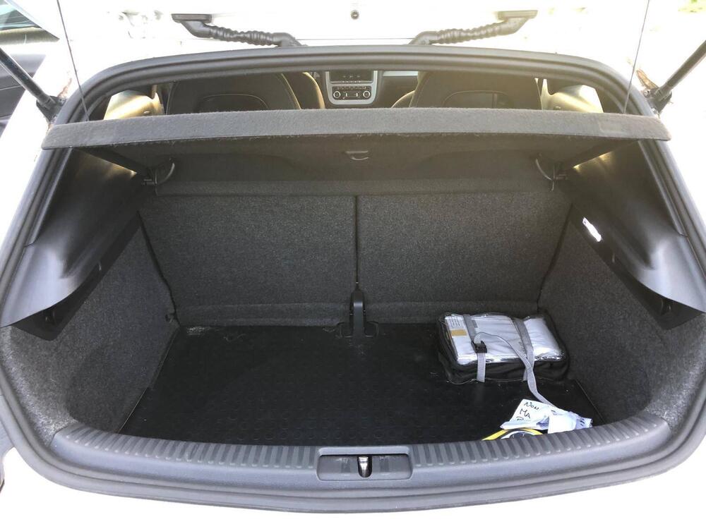 Volkswagen Scirocco usata a Pisa (9)