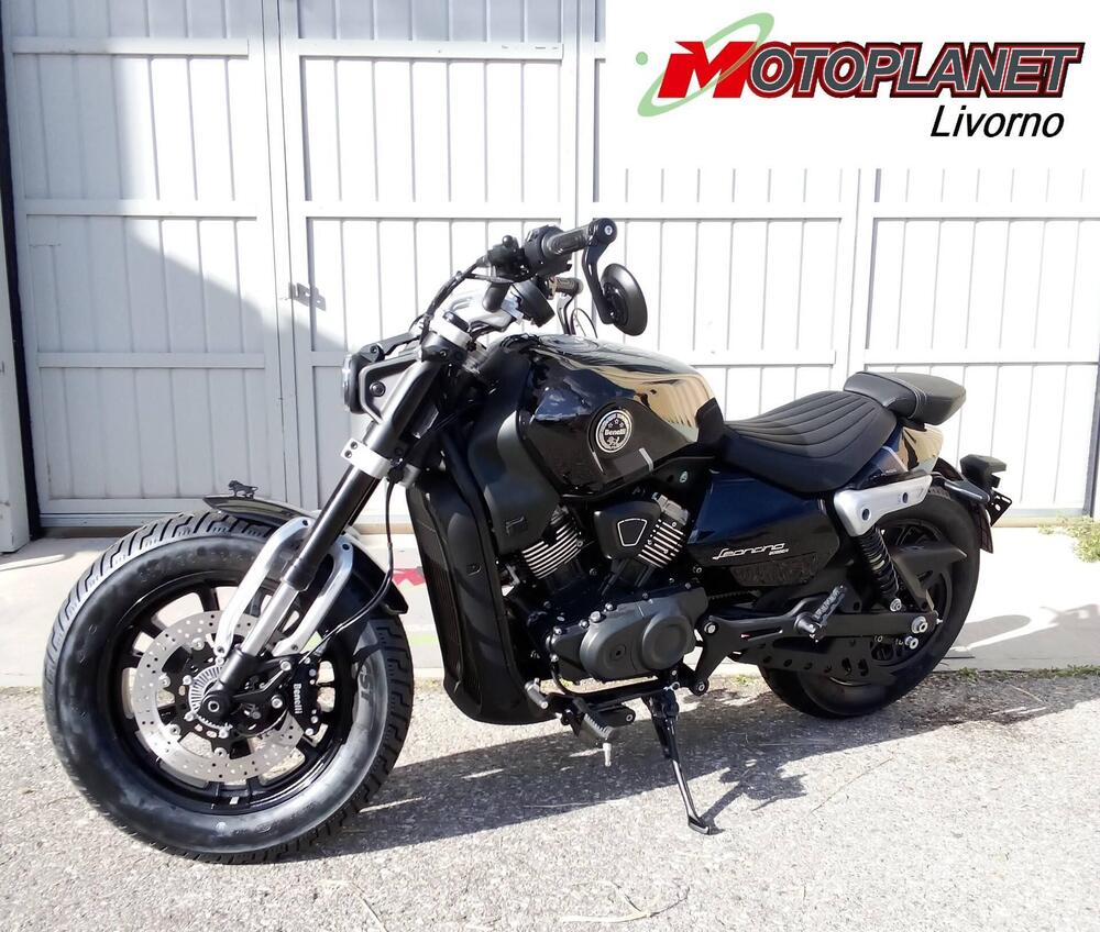 Benelli Leoncino 400 Bobber (2026) (3)