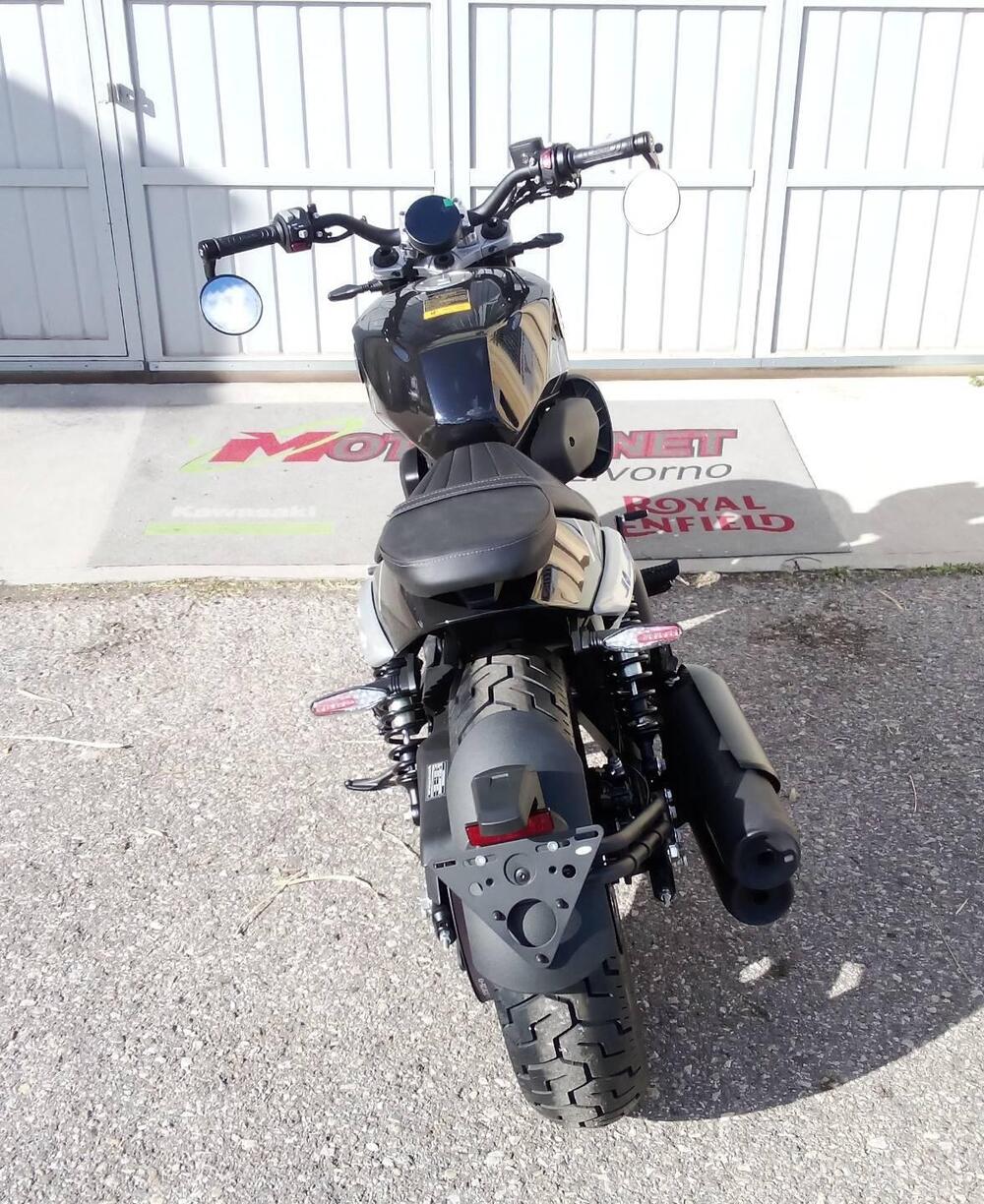 Benelli Leoncino 400 Bobber (2026) (6)