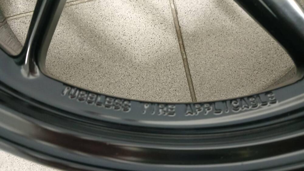 CERCHIO POSTERIORE DUCATI PANIGALE 899 (7)