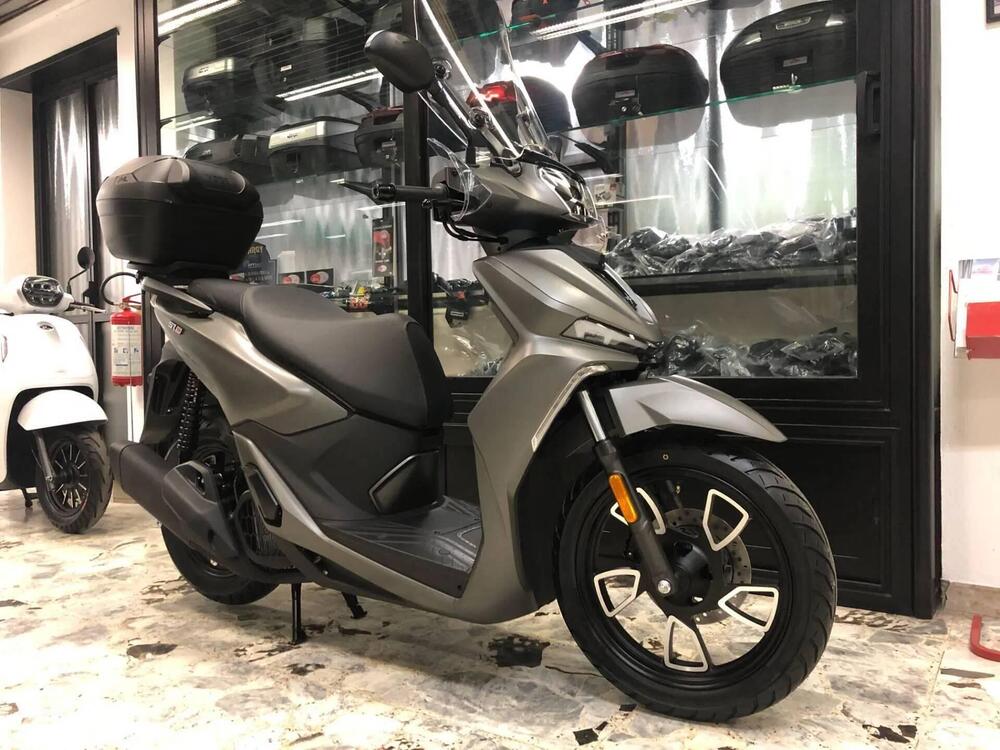 Voge Sfida SR16 200 (2025 - 26) (2)