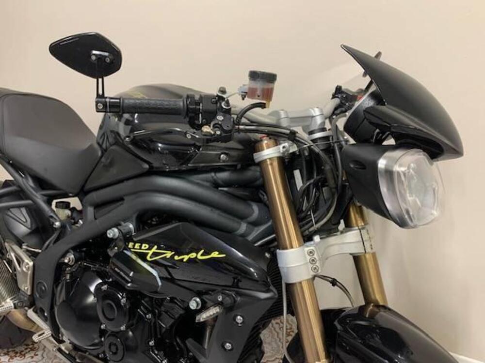Triumph Speed Triple 1050 ABS (2011 - 15) (5)