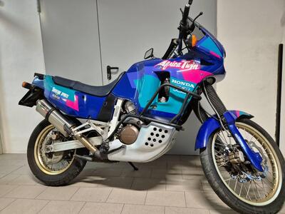 Honda Africa Twin NXR 750 (1990 - 91) usata