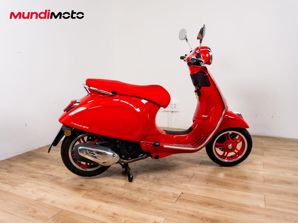 Vespa Primavera 125 RED (2025 - 26) (3)