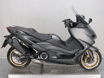 Yamaha T-Max 560 Tech Max (2021) usata