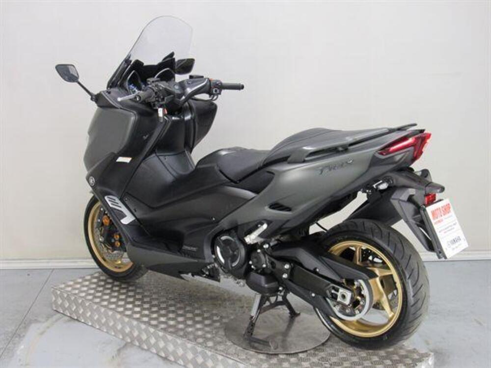 Yamaha T-Max 560 Tech Max (2021) (5)