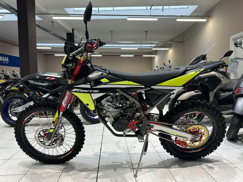 Fantic Motor XEF 125 Competition (2023 - 24) (2)