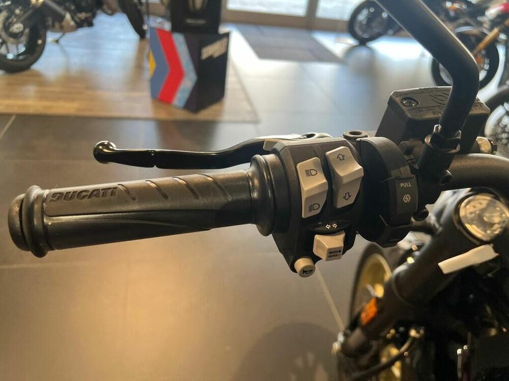 Ducati Scrambler 800 Full Throttle (2025 - 26) (9)