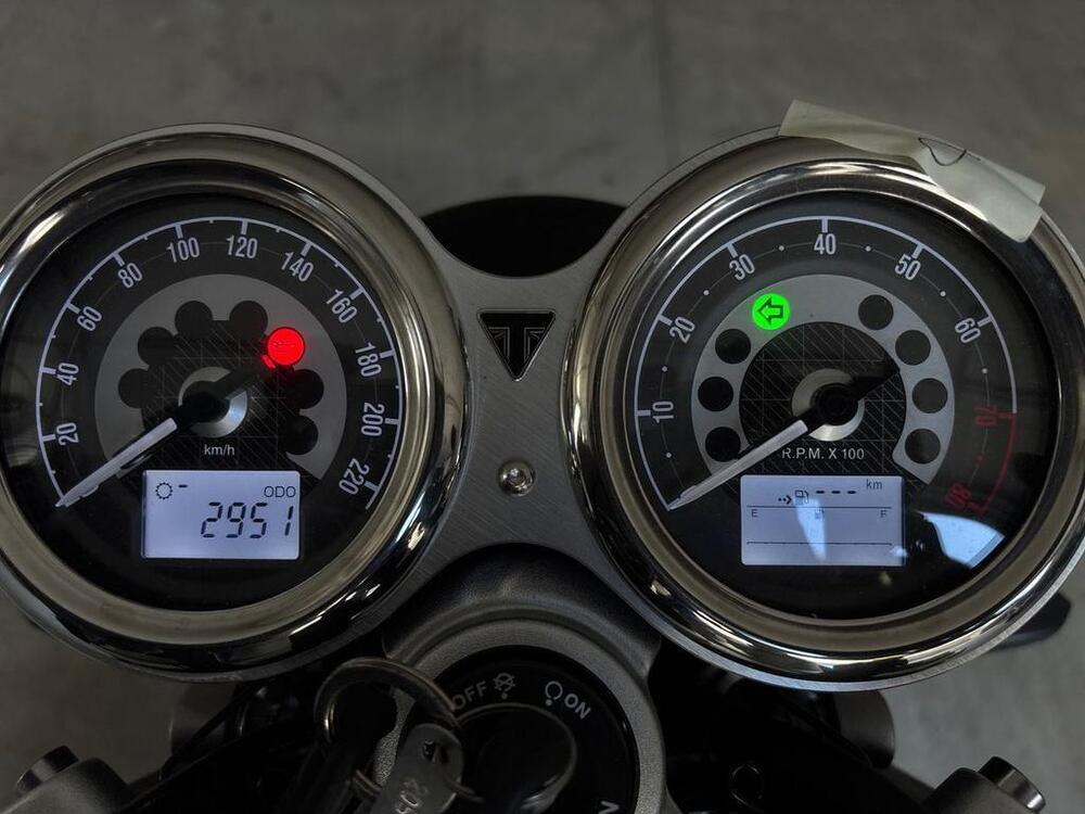 Triumph Speed Twin 1200 (2021 - 24) (8)