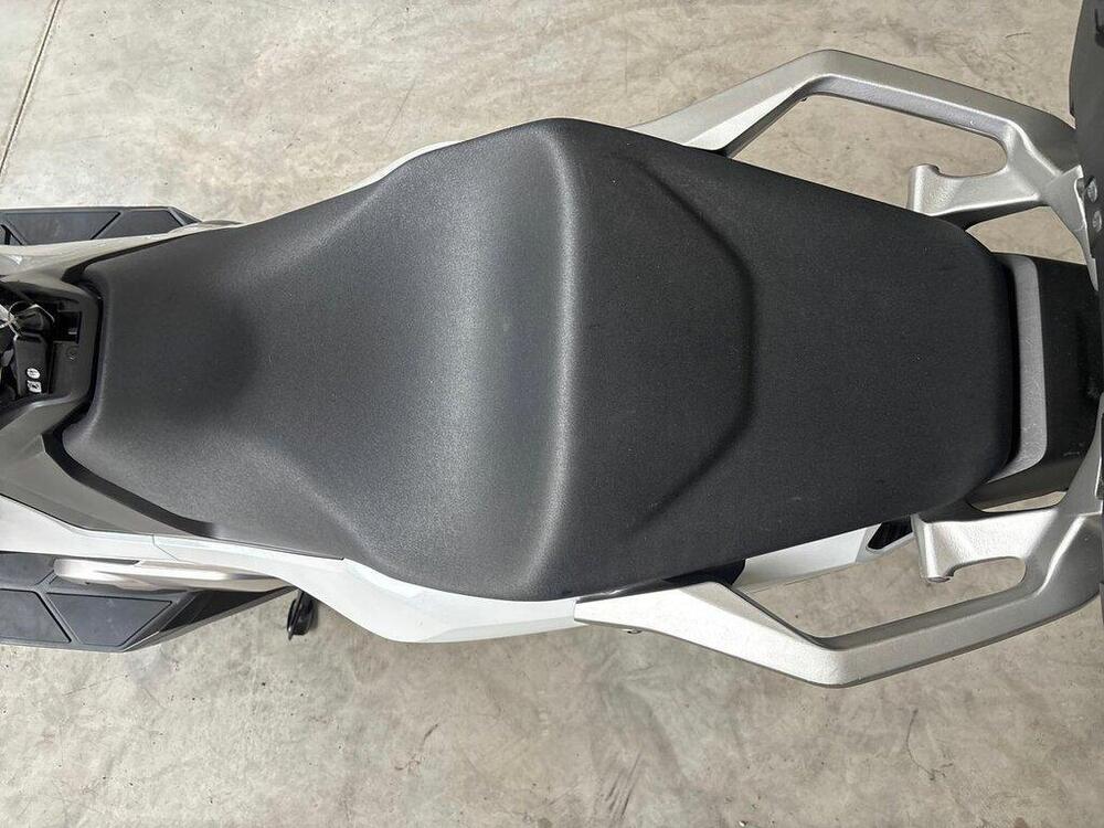 Honda Forza 750 DCT (2021 - 24) (9)