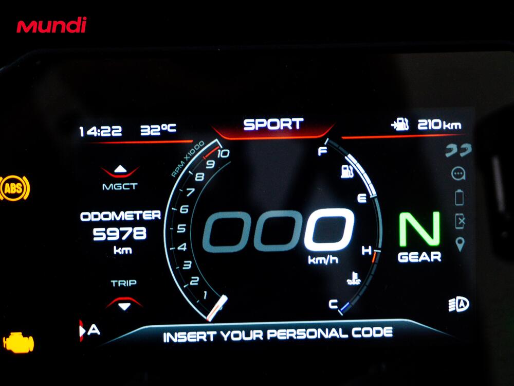 Moto Guzzi V100 Mandello (2022 - 24) (10)