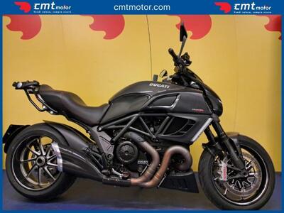 Ducati Diavel 1200 Carbon (2010 - 13) usata