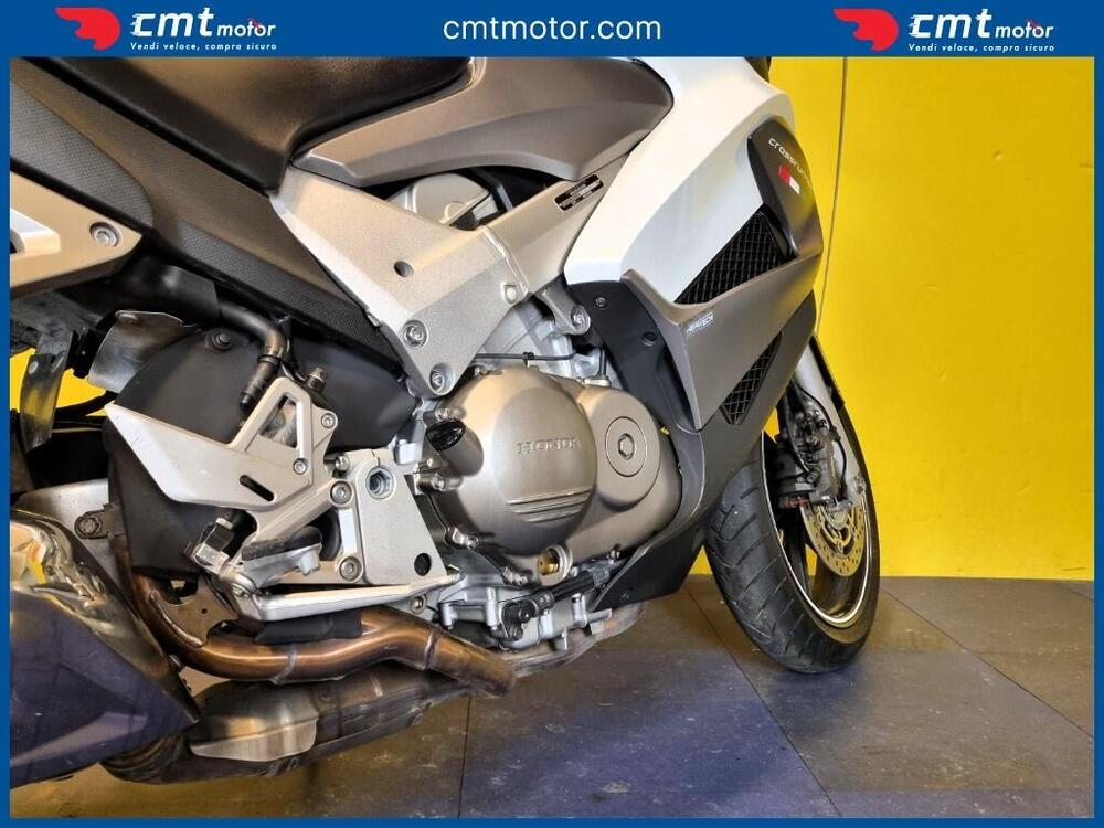 Honda VFR 800 (2006 - 13) (10)