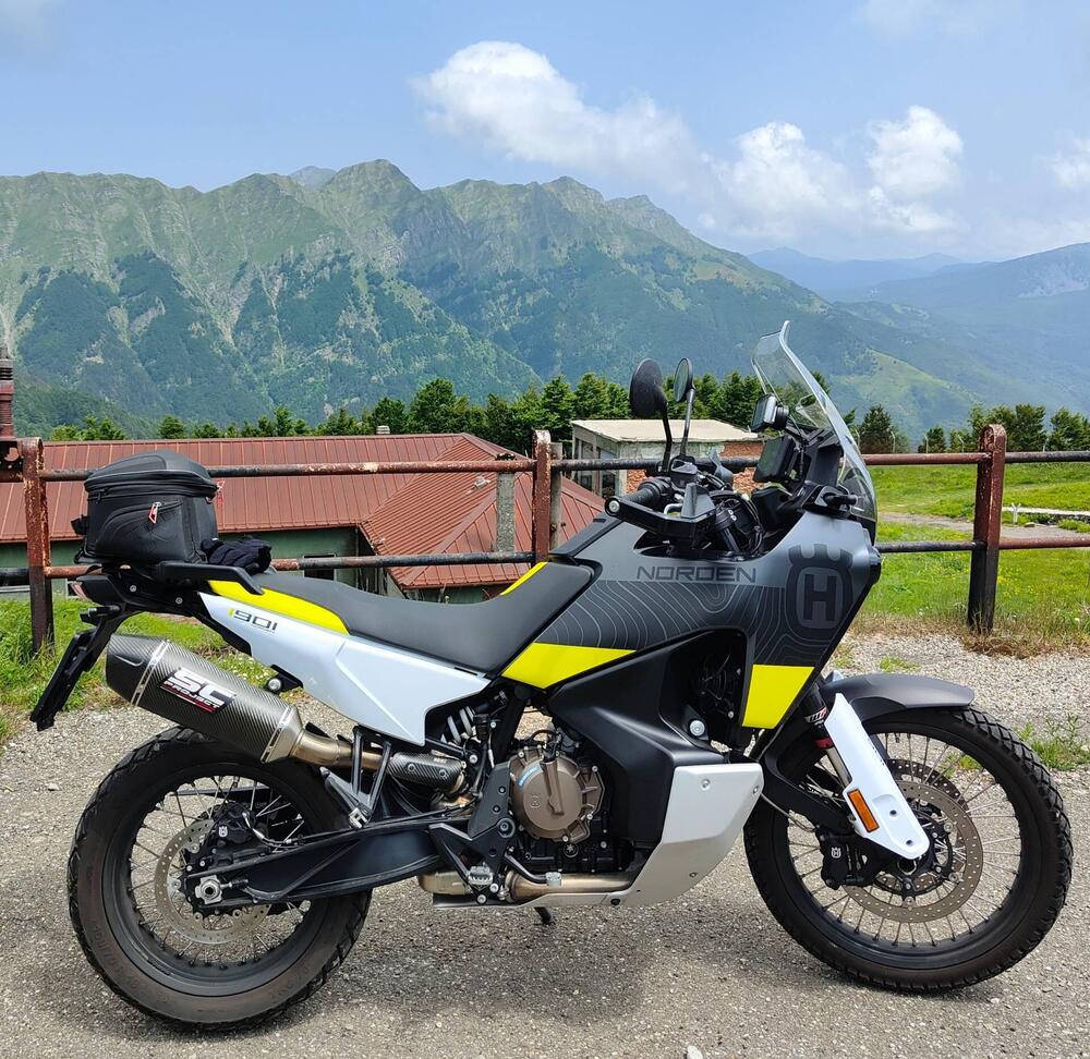 Husqvarna Norden 901 (2022 - 26) (2)