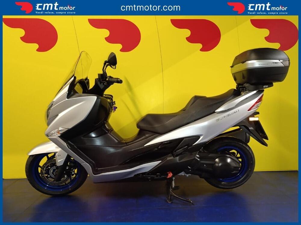 Suzuki Burgman 400 (2022 - 24) (3)