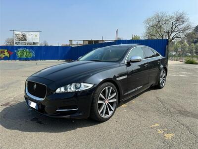 Jaguar XJ 3.0D V6 Premium Luxury del 2015 usata a Marsala