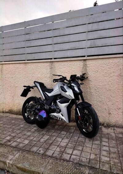 Zontes ZT125-U (2020 - 25) usata