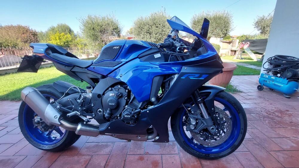 Yamaha YZF R1 (2020 - 25) (4)