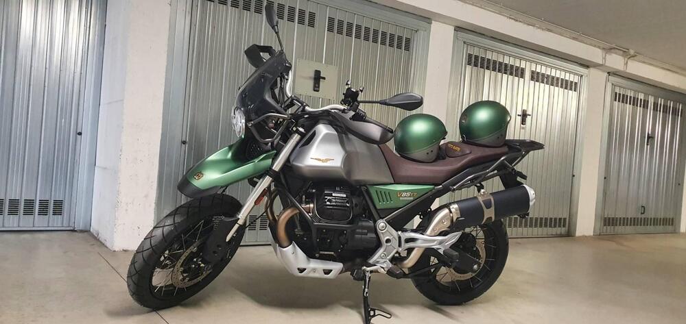 Moto Guzzi V85 TT Centenario (2021 - 22) (5)