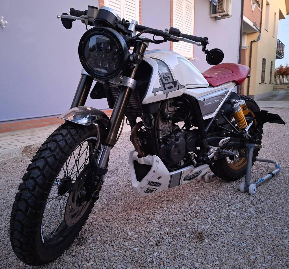 FB Mondial HPS 125 (2017 - 19) (2)