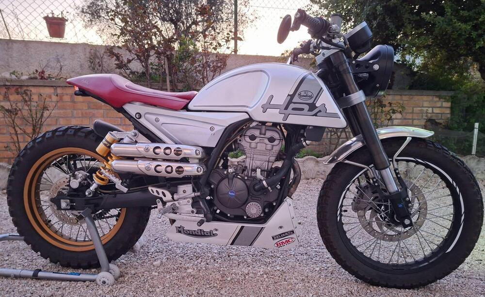 FB Mondial HPS 125 (2017 - 19) (3)