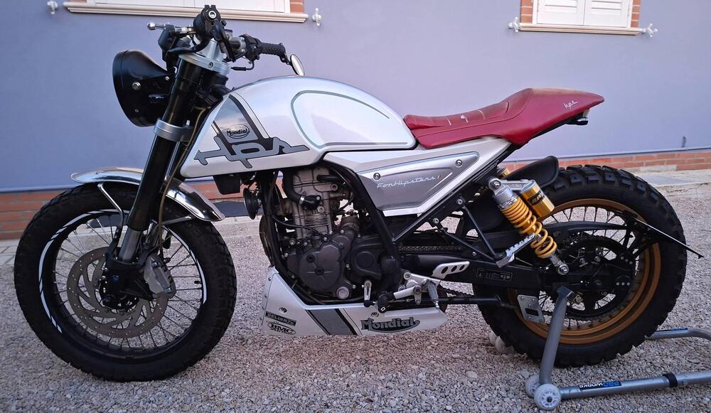 FB Mondial HPS 125 (2017 - 19) (4)