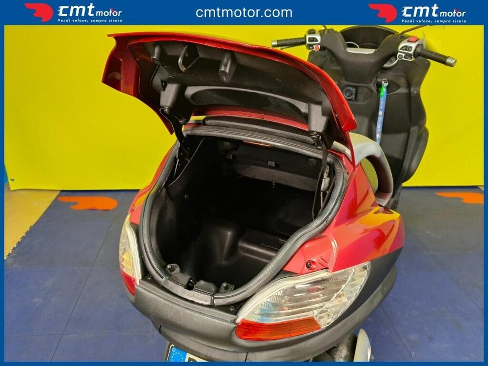 Piaggio MP3 250 i.e. (6)