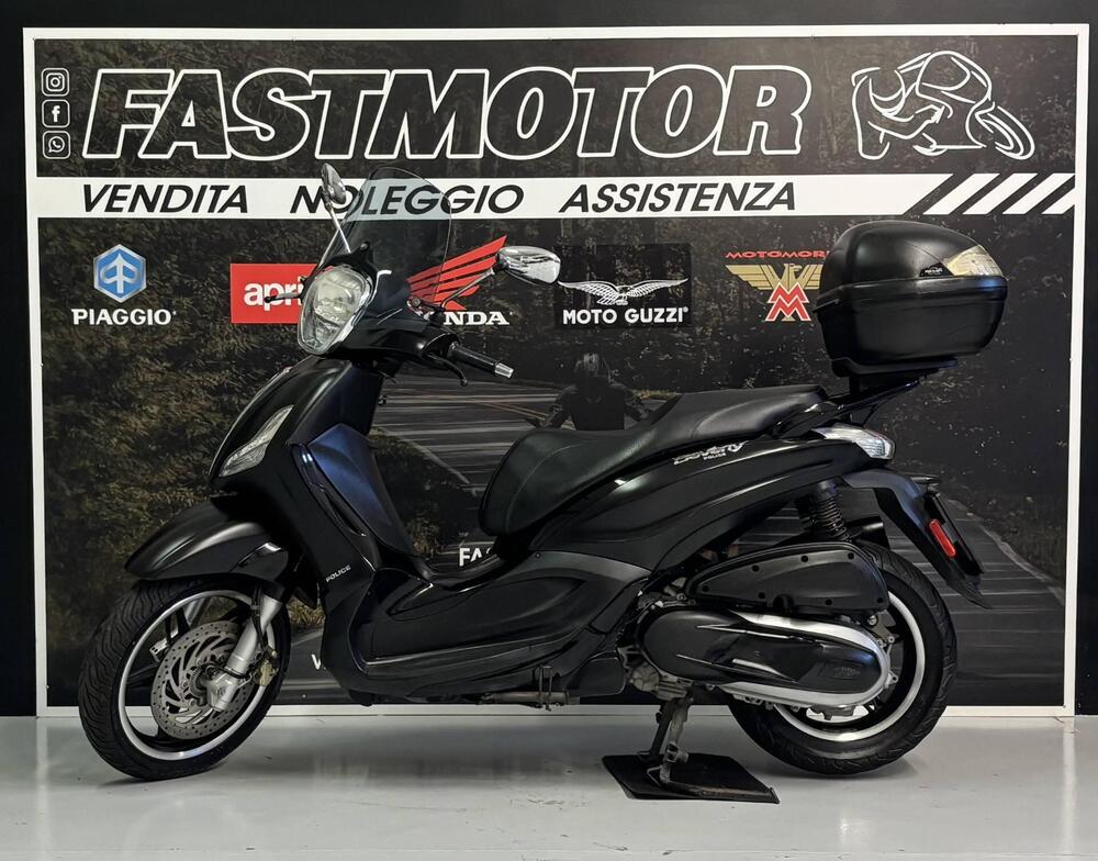 Piaggio Beverly 350 Police ABS-ASR (2018 - 20) (3)