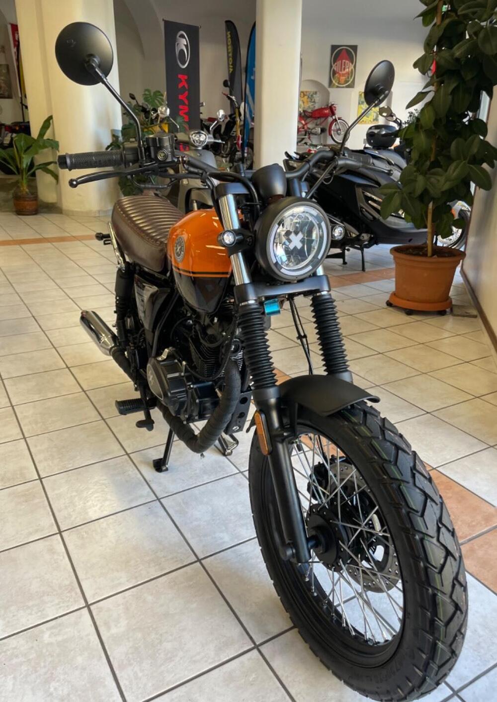 Brixton Motorcycles Cromwell 125 ABS (2021 - 26) (2)