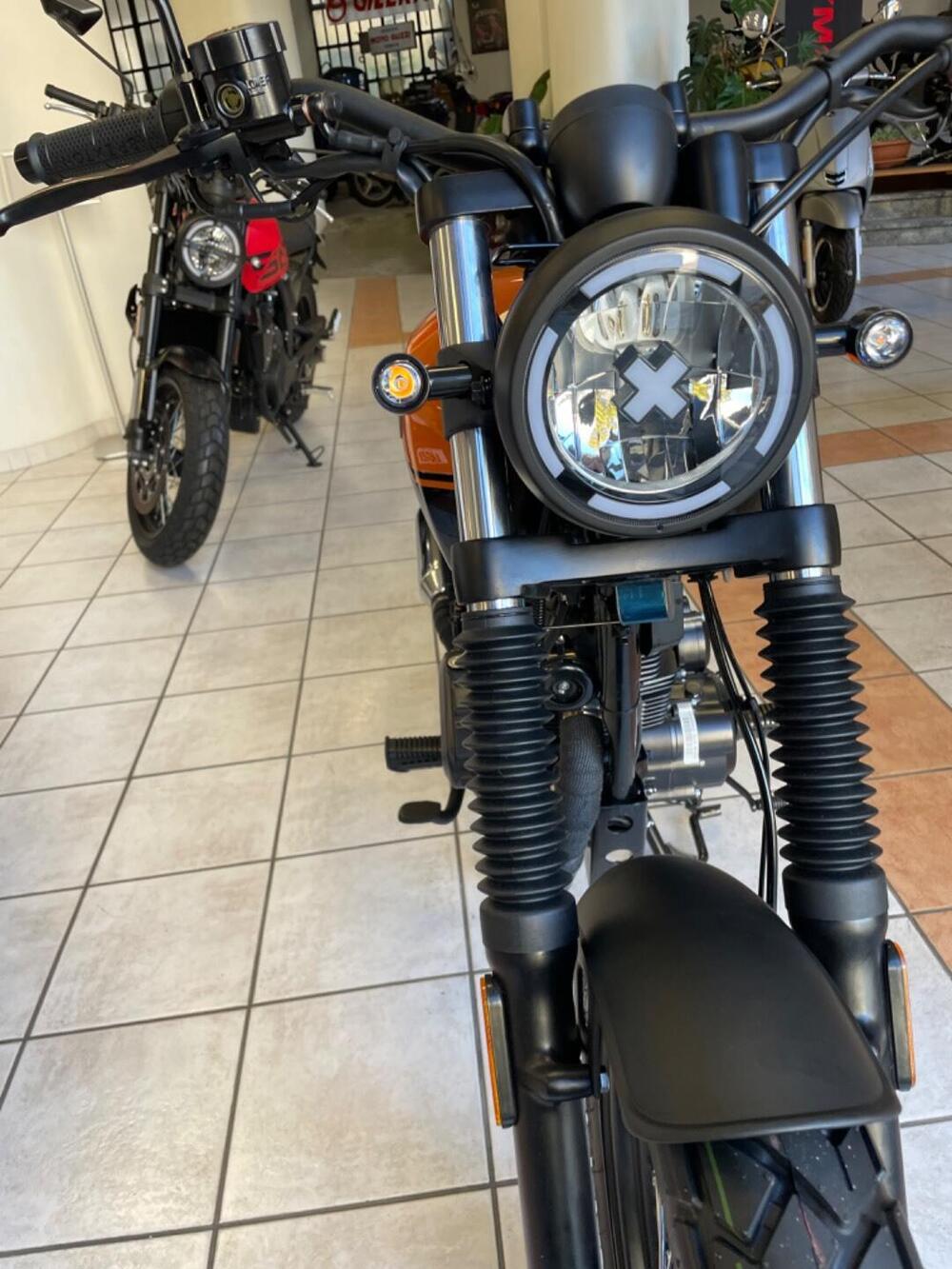 Brixton Motorcycles Cromwell 125 ABS (2021 - 26) (6)