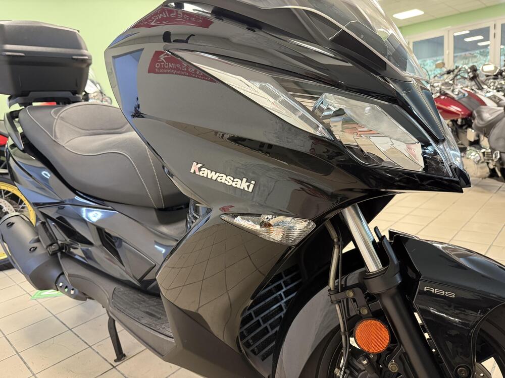 Kawasaki J 300 (2017 - 21) (6)