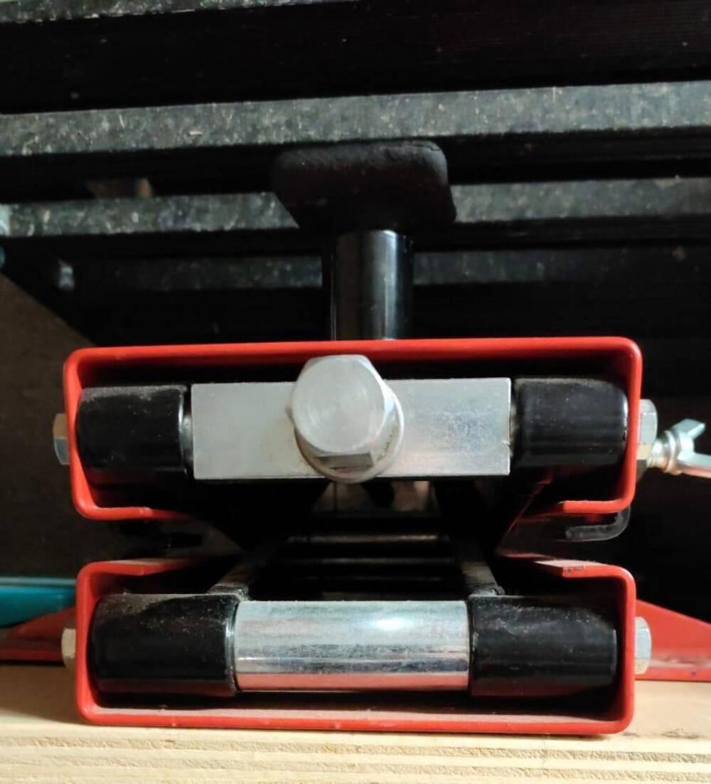 Suzuki GP 51 A - GP 650 (9)