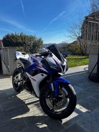 Honda CBR 600 RR C-ABS (2009 - 12) usata