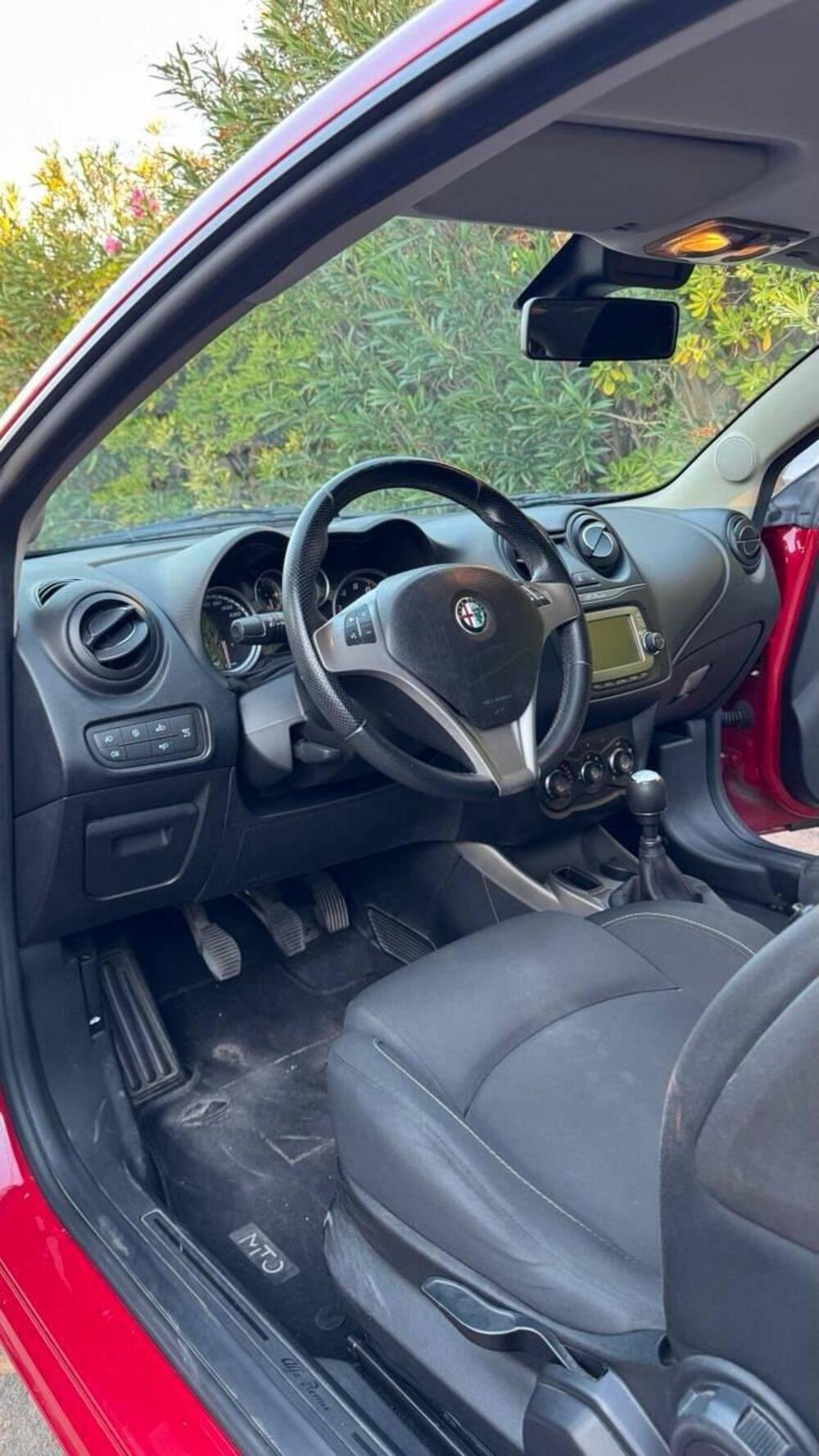 Alfa Romeo MiTo usata a Palermo (8)