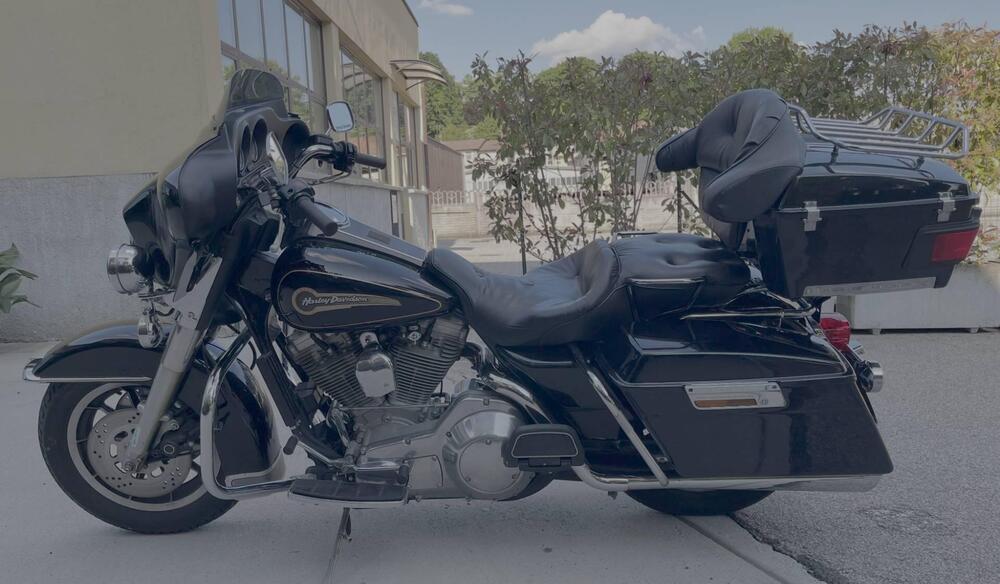 Harley-Davidson 1340 Electra Glide Standard (1995 - 99) - FLHT (2)