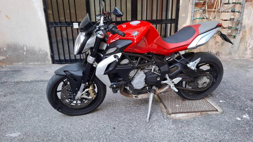 MV Agusta Brutale 675 (2011 - 15) (9)