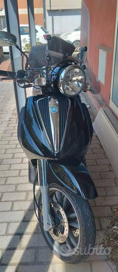 Piaggio Beverly Cruiser 500 usata