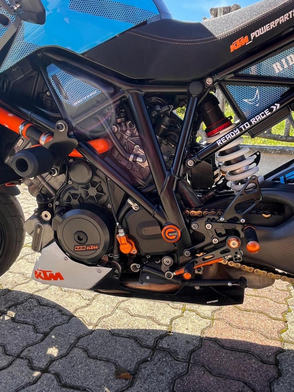 KTM 1290 Super Duke R ABS (2017 - 18) (4)