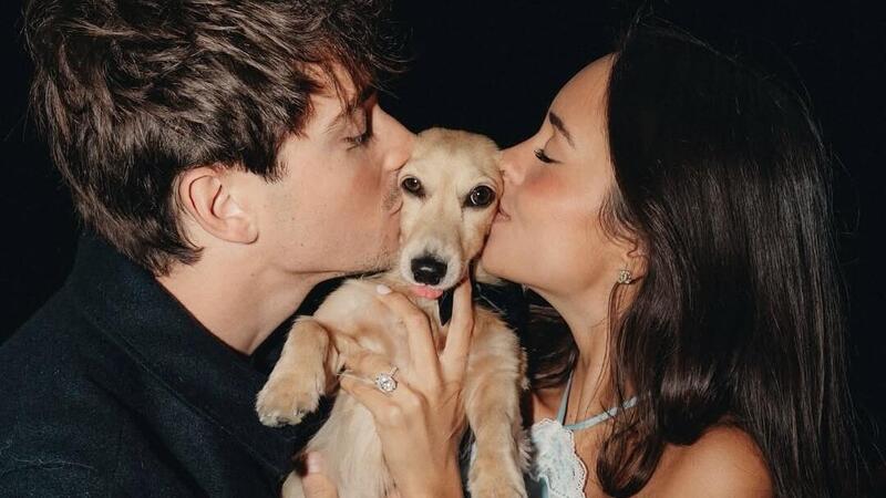 Charles Leclerc giura amore eterno, ma non alla Ferrari: proposta di matrimonio alla fidanzata Alexandra Saint Mleux