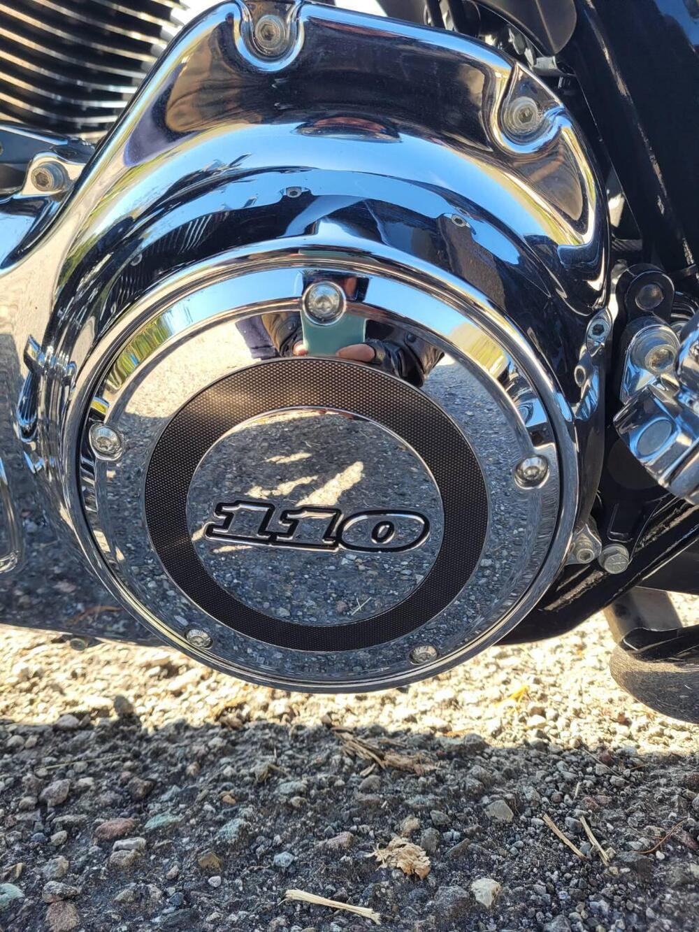 Harley-Davidson 1800 Street Glide (2012 - 13) - FLSTSE (5)